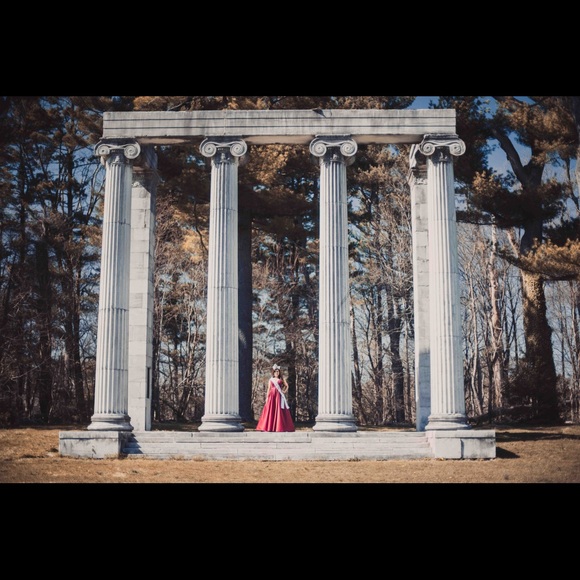 Red Pageant Gown - Picture 10 of 16